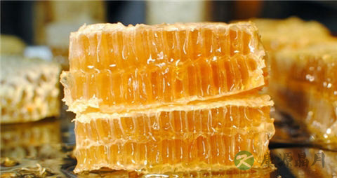 蜂巢蜜7岁小孩能吃吗 蜂巢蜜7岁小孩能吃吗