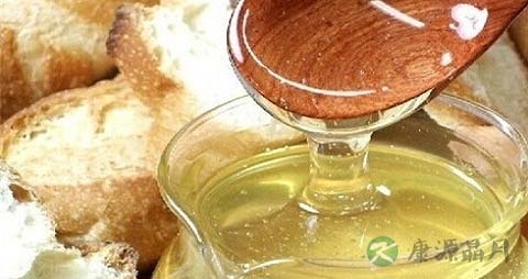 蜂窝泡水喝有什么好处 蜂窝泡水喝有什么好处
