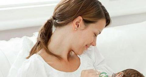 女的乳头大是怎么回事 女的乳头大是怎么回事