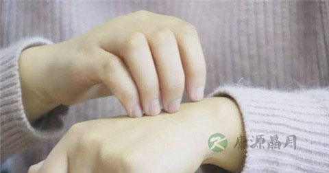 乙肝需要补充哪些维生素 乙肝需要补充哪些维生素