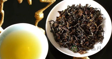 有胆结石喝黑乌龙茶可以吗 有胆结石喝黑乌龙茶可以吗