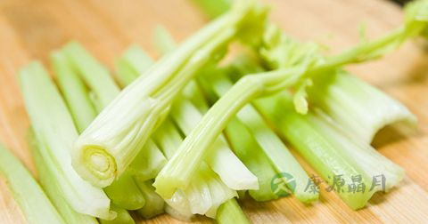 肝胆湿热吃什么好 肝胆湿热吃什么好