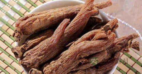 尿毒症患者吃红参好吗 尿毒症患者吃红参好吗