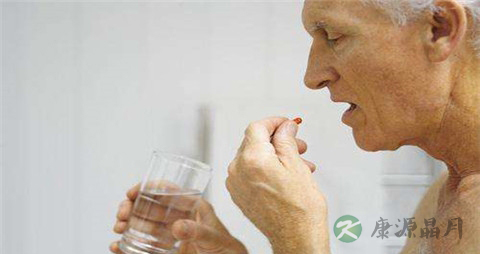 老年人痛风有什么症状 老年人痛风有什么症状