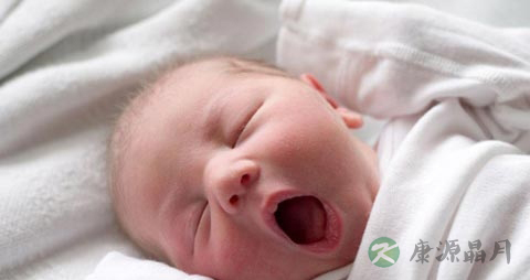儿童一个人不愿睡觉怎么办 儿童一个人不愿睡觉怎么办