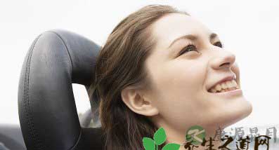 女司机:莫让健康亮红灯 女司机:莫让健康亮红灯