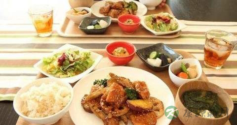 游泳治疗痛风吗 游泳治疗痛风吗