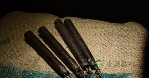 双节棍入门基础动作 双节棍入门基础动作