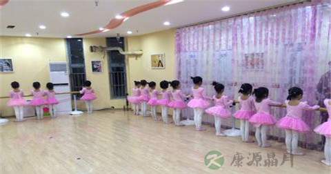 零基础怎么学习舞蹈 零基础怎么学习舞蹈