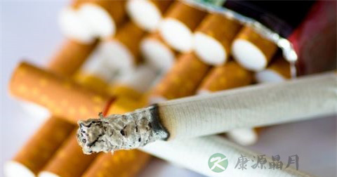 自发性气胸发作时怎样急救 自发性气胸发作时怎样急救