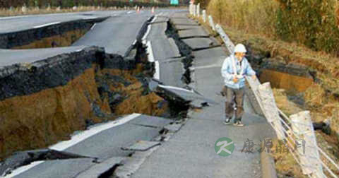 地震逃生的注意事项 地震逃生的注意事项