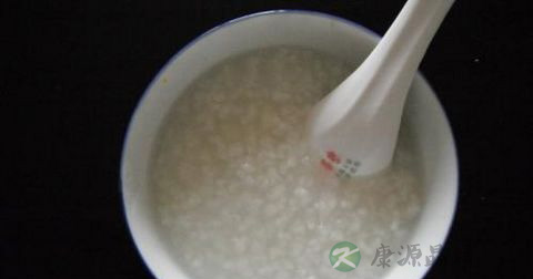 急性肠胃炎想吐怎么办 急性肠胃炎想吐怎么办