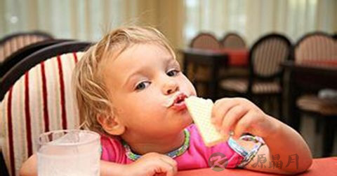 幼儿中暑应该如何处理 幼儿中暑应该如何处理