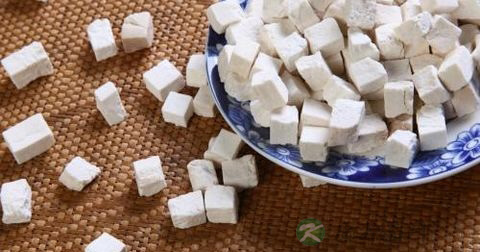 急性肠胃炎想吐怎么办 急性肠胃炎想吐怎么办
