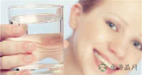 老年人血糖低的症状 老年人血糖低的症状