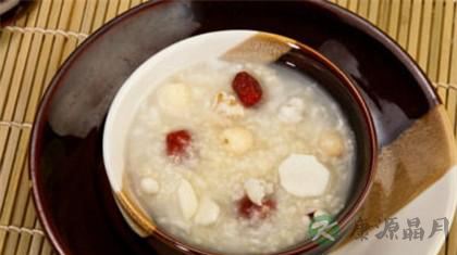 秋季腹泻吃什么 试试中医的食疗偏方 秋季腹泻吃什么 试试中医的食疗偏方