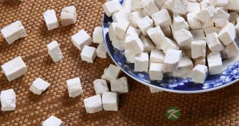 老年性白内障的原因是什么