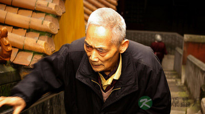 老人轻微强迫症怎么治疗 老人轻微强迫症怎么治疗