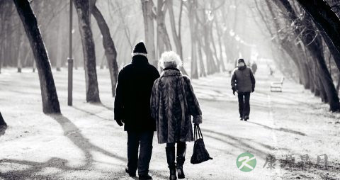 丧偶老人再婚问题怎么看待 丧偶老人再婚问题怎么看待
