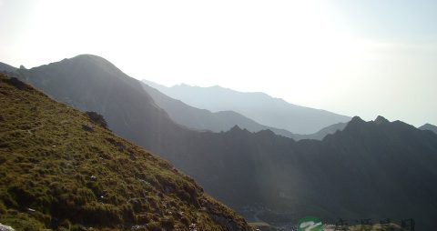 适合老人爬山的地方有哪些 适合老人爬山的地方有哪些