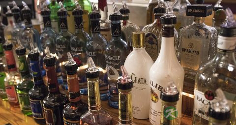 为什么酒后会乱性 为什么酒后会乱性