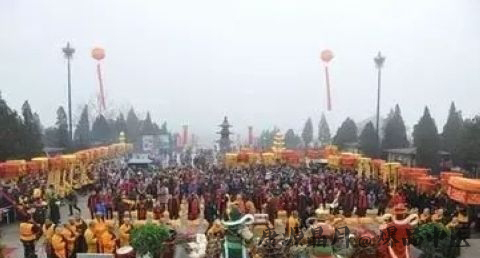 春节为什么要迎财神 春节为什么要迎财神