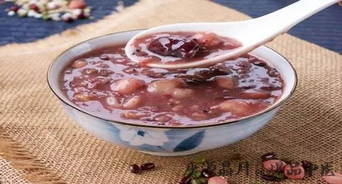 煮腊八粥到底该放哪些食材 煮腊八粥到底该放哪些食材