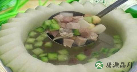 夏季预防中暑吃什么 夏季预防中暑吃什么