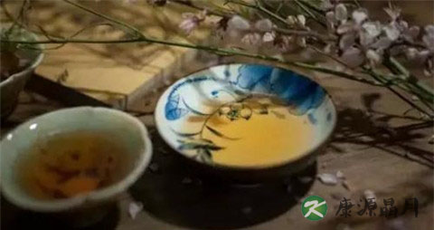 女性夏天喝什么茶最好 女性夏天喝什么茶最好
