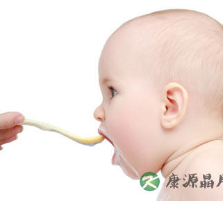 小儿中暑,要喝汤粥 小儿中暑,要喝汤粥