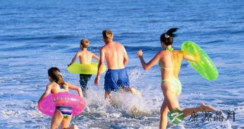 夏天游泳怎么防晒 夏天游泳怎么防晒