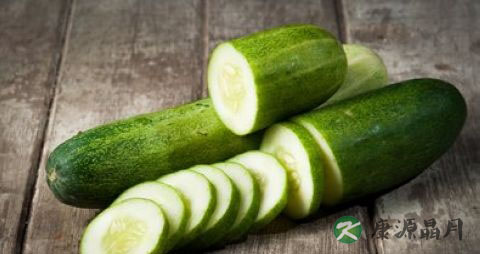 夏季防中暑吃什么 夏季防中暑吃什么