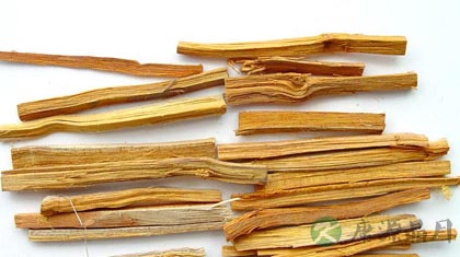 苏木的功效与作用_苏木的药用价值 苏木的功效与作用_苏木的药用价值