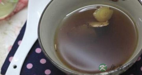 上火喝姜糖水好吗 上火喝姜糖水好吗