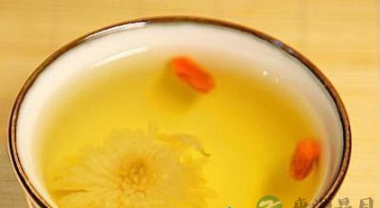 盘点多种菊花茶的养生功效 盘点多种菊花茶的养生功效