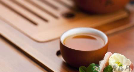 辨识白茶新旧小技巧 辨识白茶新旧小技巧
