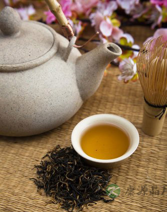 自制3款中药茶饮缓解口腔溃疡 自制3款中药茶饮缓解口腔溃疡