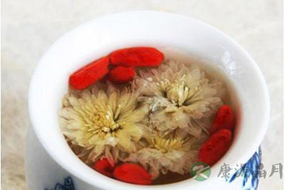 春季喝杯菊花茶防感冒 春季喝杯菊花茶防感冒