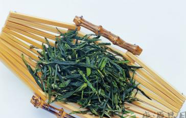 茶叶品质主要由哪些物质组成? 茶叶品质主要由哪些物质组成?