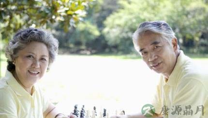 老年人喝浓茶毁心脏 老年人喝浓茶毁心脏