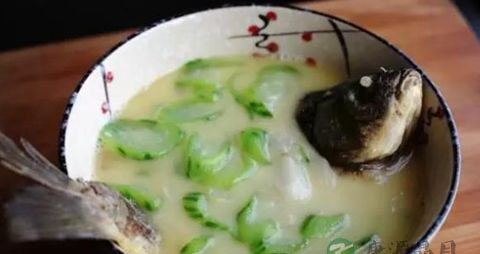 产妇催乳食谱 产妇催乳食谱