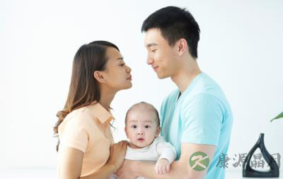 宝宝出汗多的生理原因 宝宝出汗多的生理原因