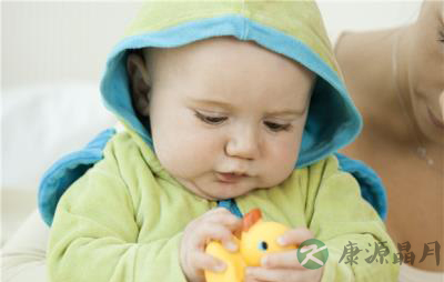 涂花露水被烧伤?育儿误区盘点 涂花露水被烧伤?育儿误区盘点