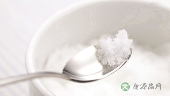 1-3岁幼儿尽量少吃盐甚至不吃盐 多吃原味食物 1-3岁幼儿尽量少吃盐甚至不吃盐 多吃原味食物