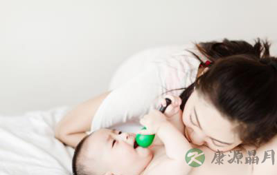 宝宝出牙问题多 巧妙缓解不适 宝宝出牙问题多 巧妙缓解不适