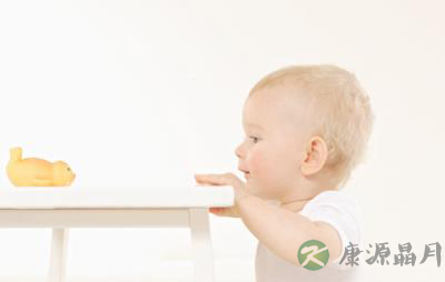 晒晒太阳,身体长得壮 晒晒太阳,身体长得壮