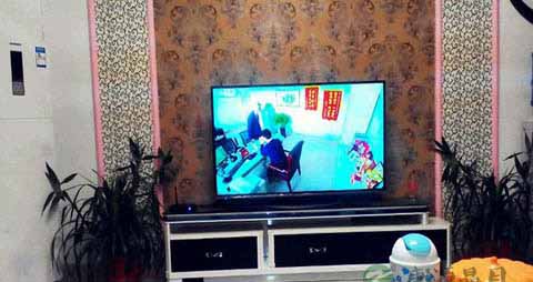 人们为什么喜欢自己一个人看电视 人们为什么喜欢自己一个人看电视
