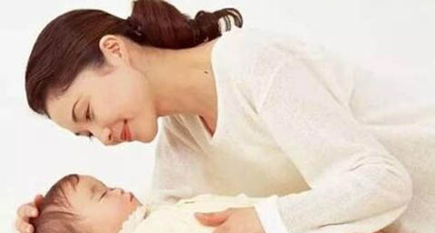 为什么小孩喜欢摸大人的耳朵 为什么小孩喜欢摸大人的耳朵