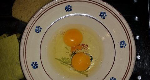 蛋清蜂蜜洗脸好吗 蛋清蜂蜜洗脸好吗