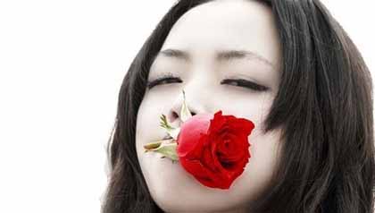 冬天嘴唇易干裂 6大护唇误区要改正 冬天嘴唇易干裂 6大护唇误区要改正